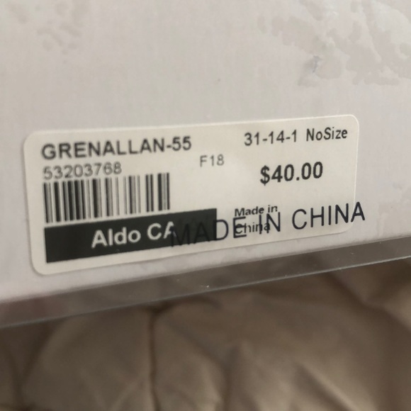 ALDO Watch - COMES W/ 4 WRIST BANDS - Picture 5 of 5